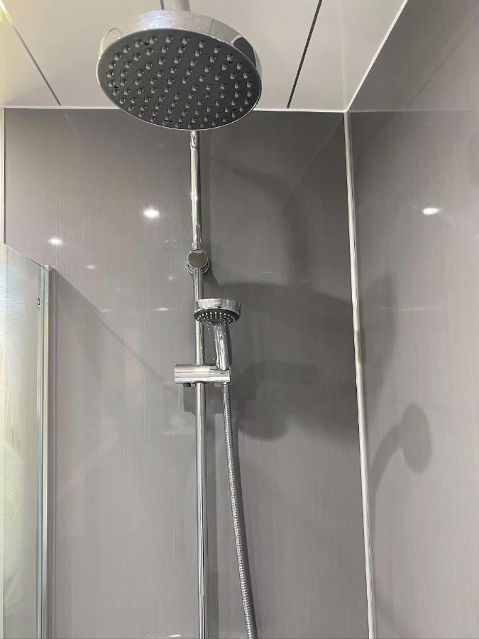 Prime Commuter Executive Apartment 던펌린 외부 사진